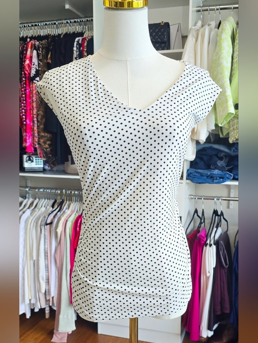 White House Black Market White Polka Dot V-Neck Cap Sleeve Top